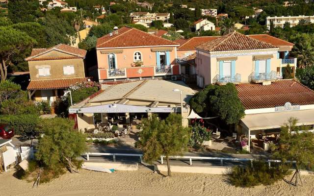 Les flots bleus hotel · the Var · Le Lavandou