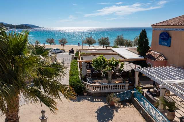 Les flots bleus hotel · the Var · Le Lavandou
