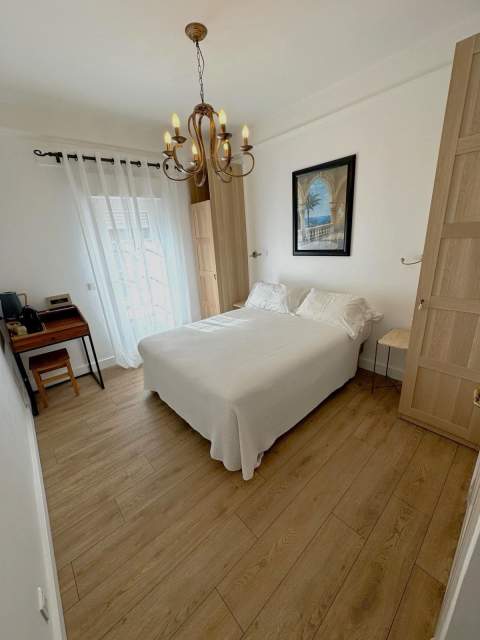 Les flots bleus hotel · the Var · Le Lavandou
