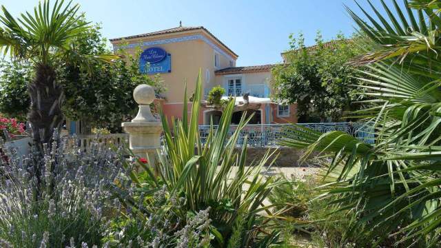 Les flots bleus hotel · the Var · Le Lavandou