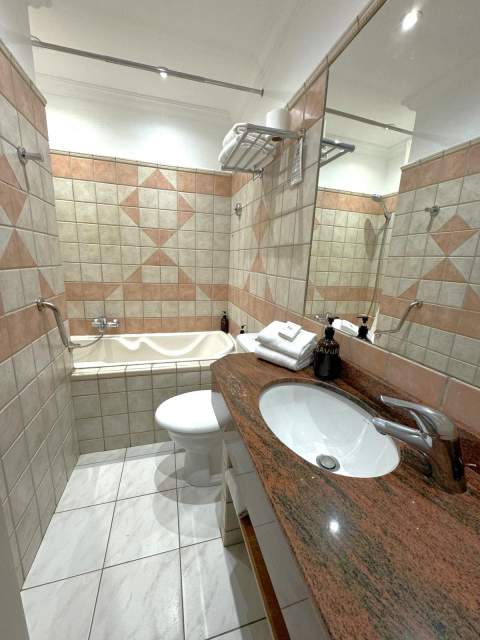 Les flots bleus hotel · the Var · Le Lavandou